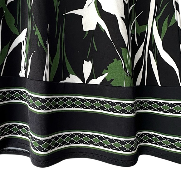 ANN TAYLOR LOFT | NWOT FLORAL BELL SLEEVE SHIFT DRESS BLACK WHITE GREEN | SIZE 6 - Picture 8 of 12